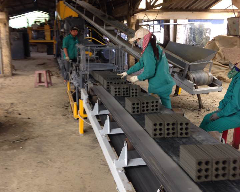 Công nghệ sản xuất gạch tuyenl